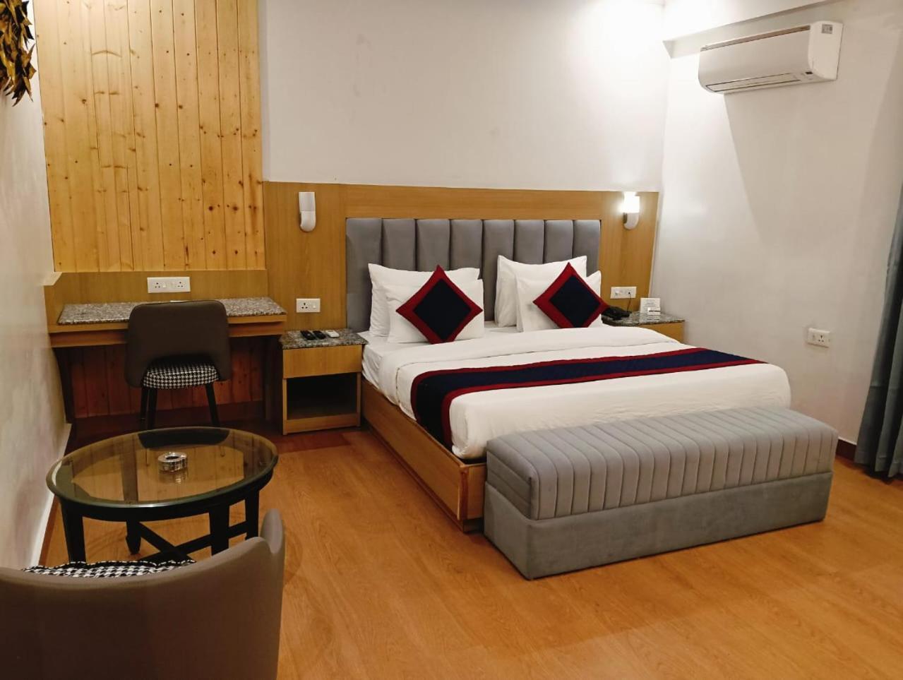 Grand Legacy Beacon, Dehradun Hotell Eksteriør bilde